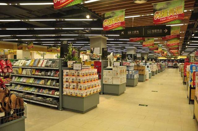 2018年实体店重新崛起 电商转型与虚实融合的零售新格局